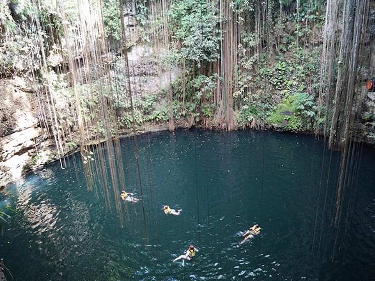 Chichen Itza, Exclusive Cenote and Valladolid Tour with Lunch, photo 5