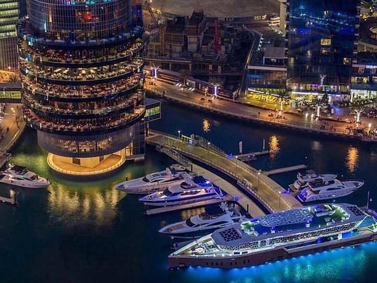 Mega Yacht Cruise with 5 star Dinning Experience, photo 2
