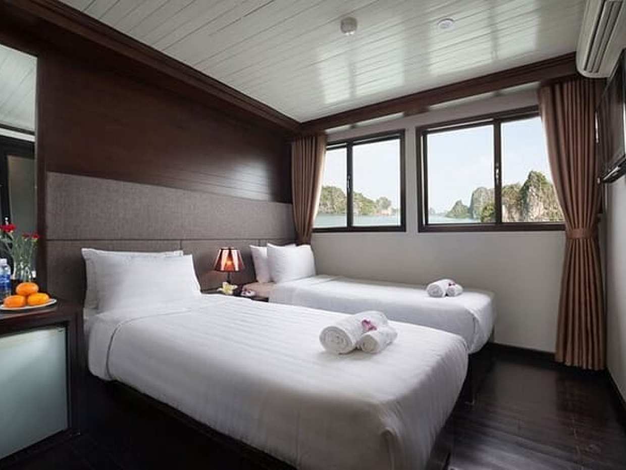 Halong Party Cruise & Freedom Island 3 Days/2Nights from Hanoi, photo 5
