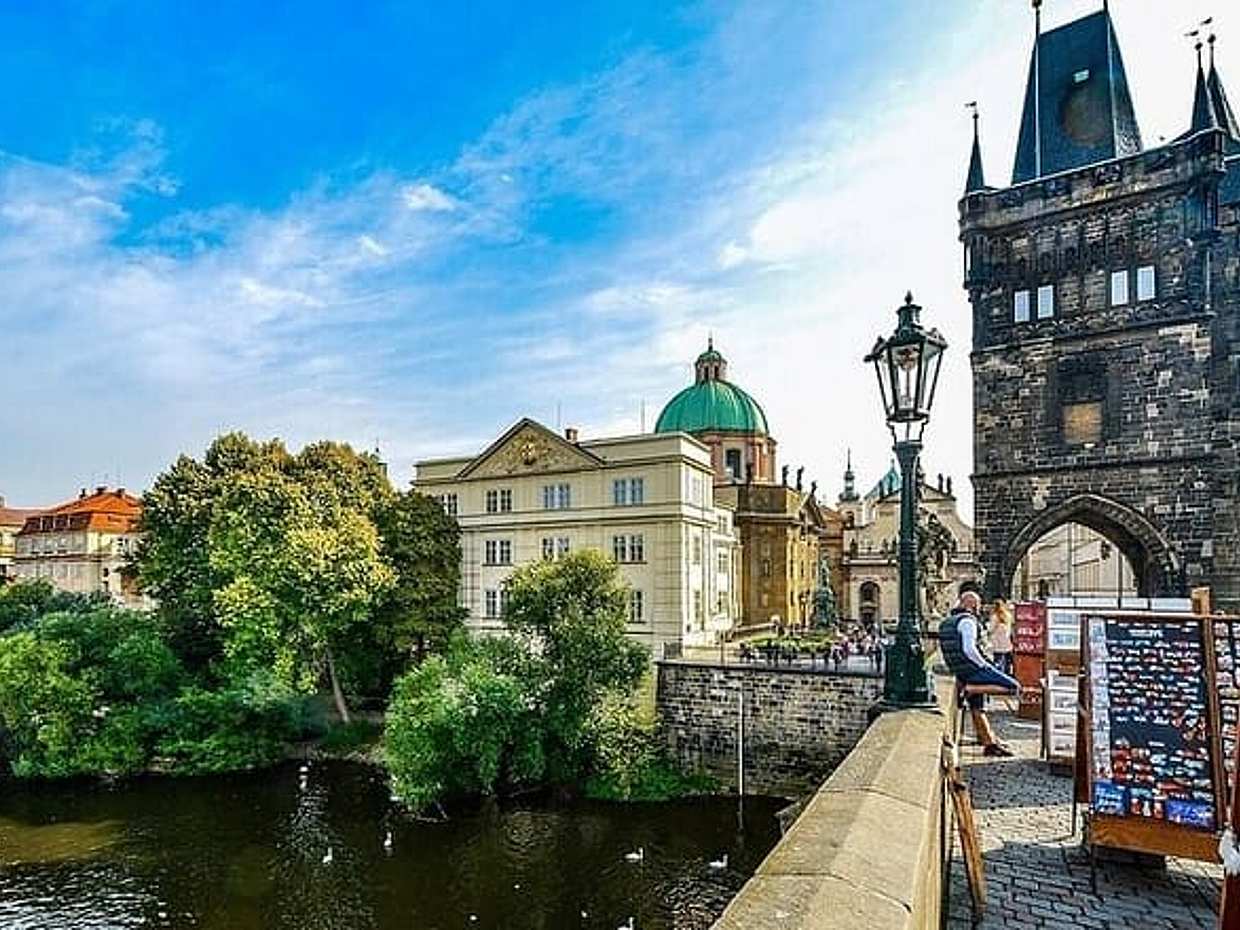 Private day trip from Vienna to Prague and back, in English in Austria, photo 3