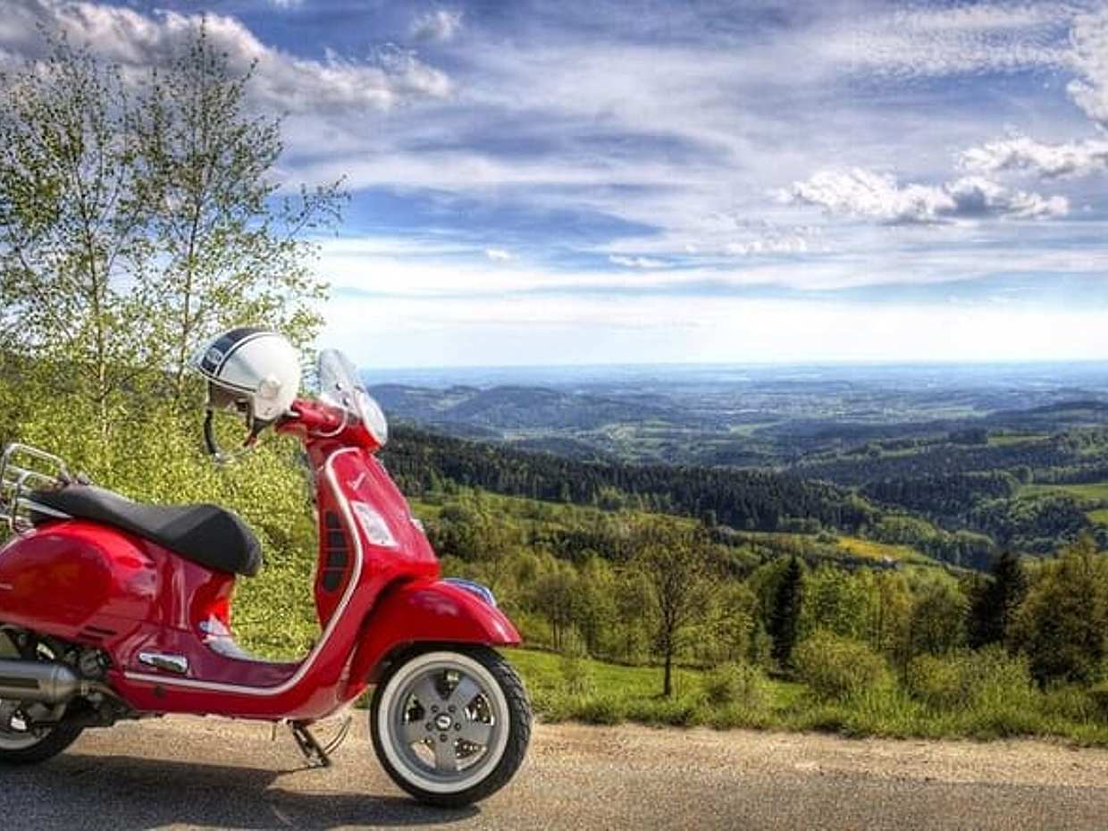 Chianti by Vespa - Small Group Tour