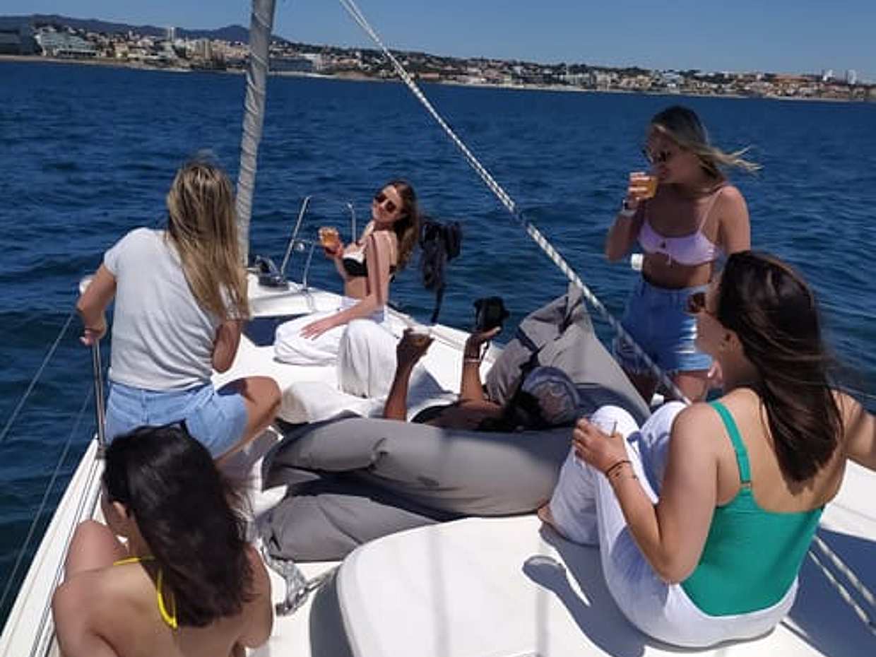 Cascais Luxuriöse Private Segelkreuzfahrt 2h oder 3h mit Begrüßungsgetränk in Portugal, photo 3