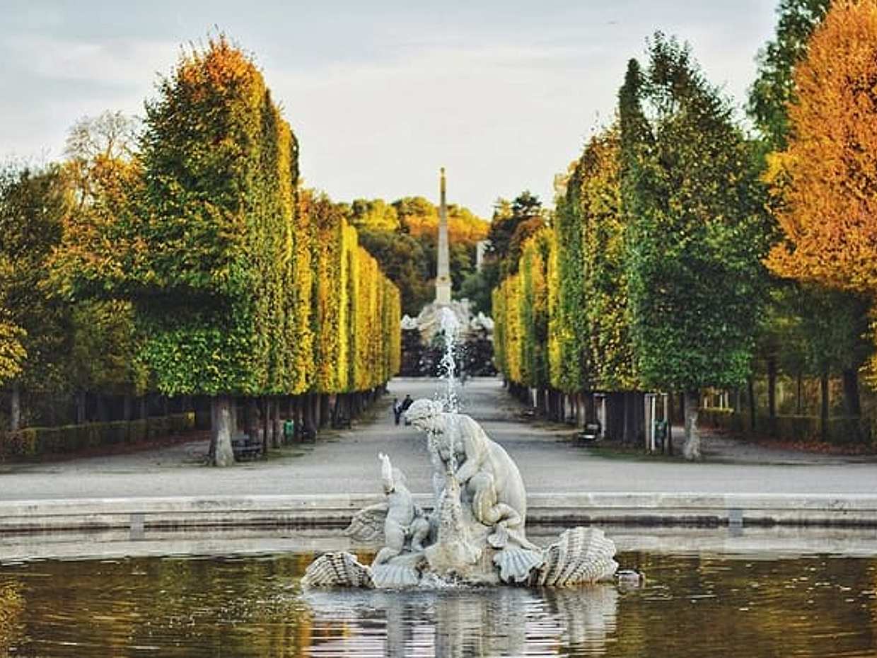 Private transfer from Salzburg to Vienna with 2h of sightseeing, photo 4