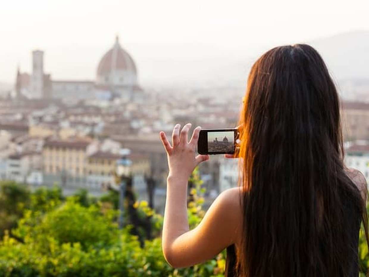 Private Day Trip: Rome to Florence & Pisa w/Lunch and Luxury Car!