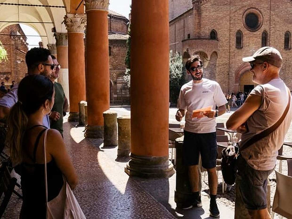 Bologna Food Tour: Taste Local Specialties, Pasta, Wine & Gelato, photo 3
