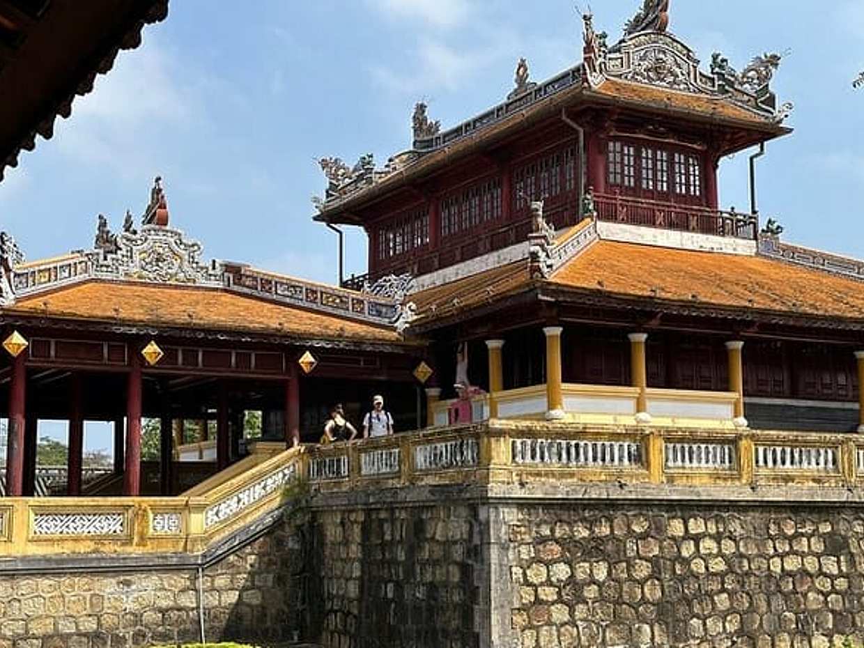Hue Imperial City, Tombs, Local Markets and Village Private Tour