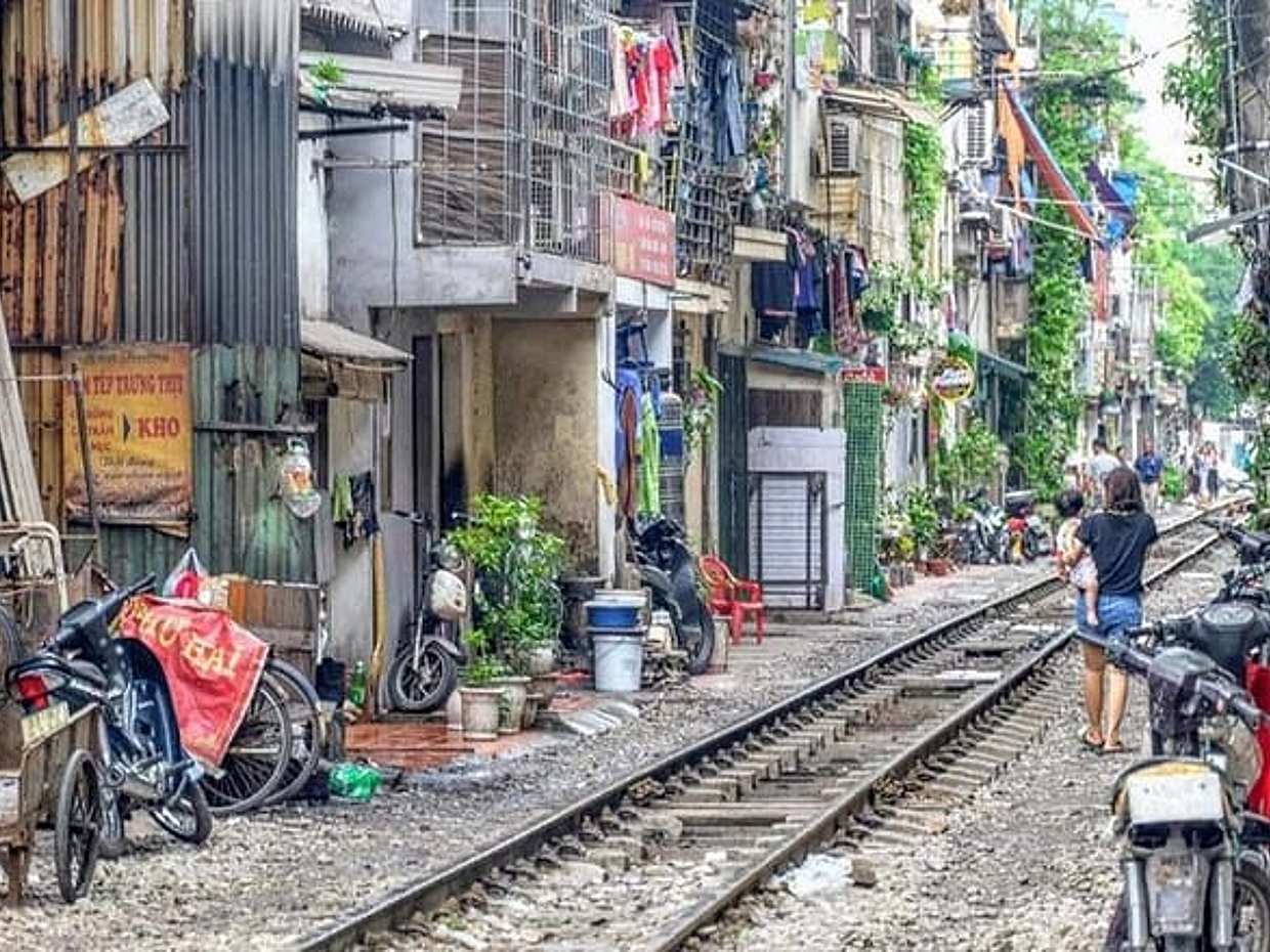 Hanoi Old Quarter and Train Street Walking Tour, photo 3