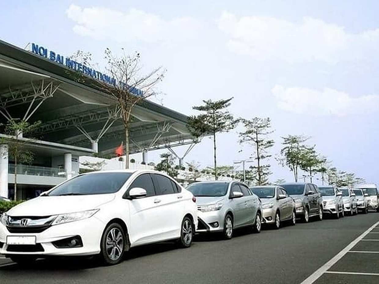 Private Transfer Between Hanoi Airport (HAN) to Hanoi City Center