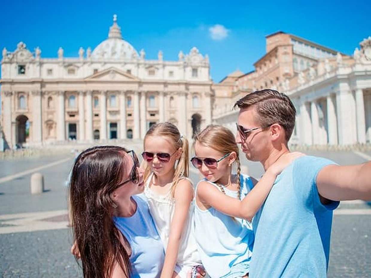 Vatican Museum Exclusive Private Guided Tour with Sistine Chapel for Families