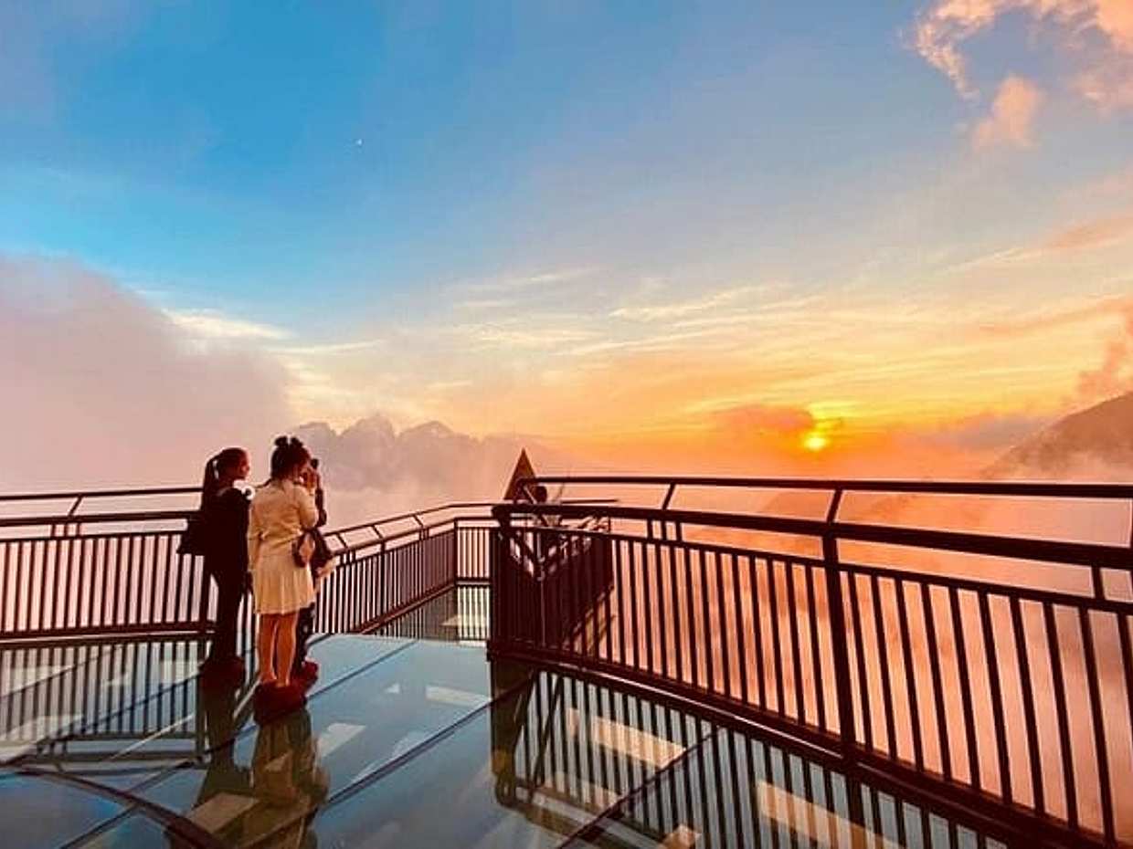 Sapa Dragon Cloud Glass Bridge and Silver Waterfall Half-Day Tour, Vietnam, photo 2