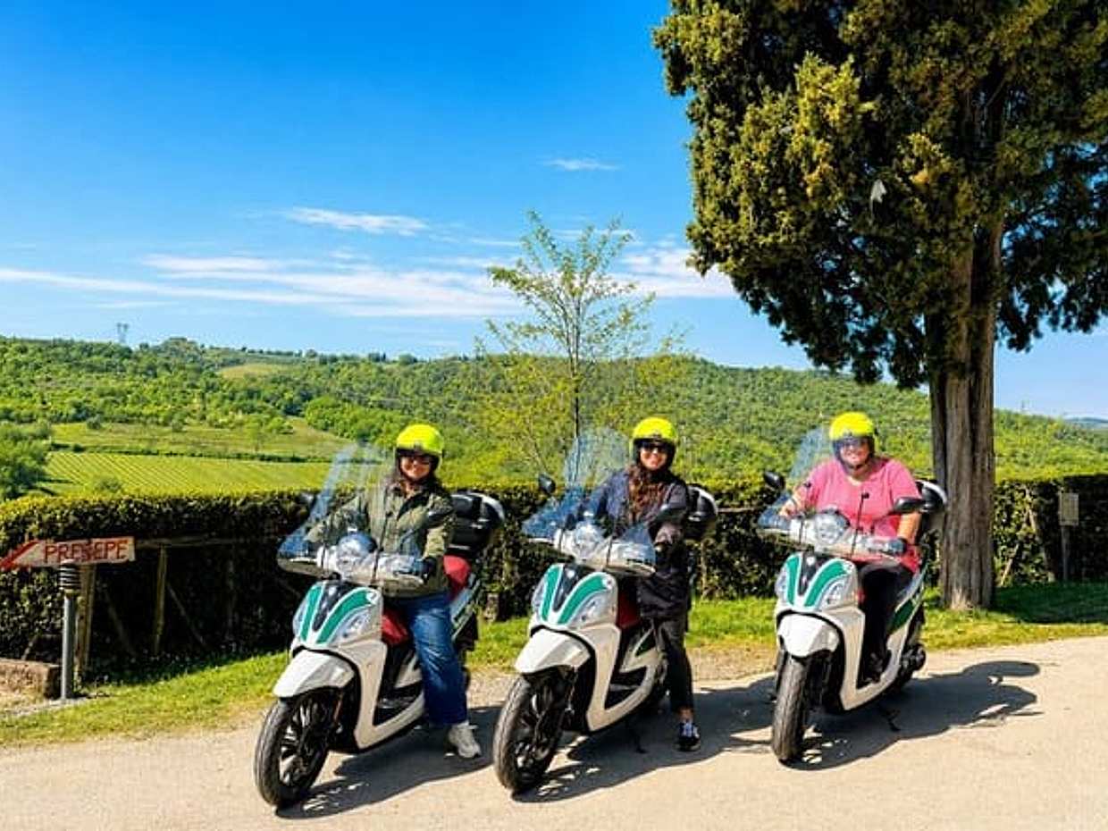 Chianti: Passeio Panorâmico com Degustação de Vinhos e Almoço Toscano na Itália, Siena, photo 5