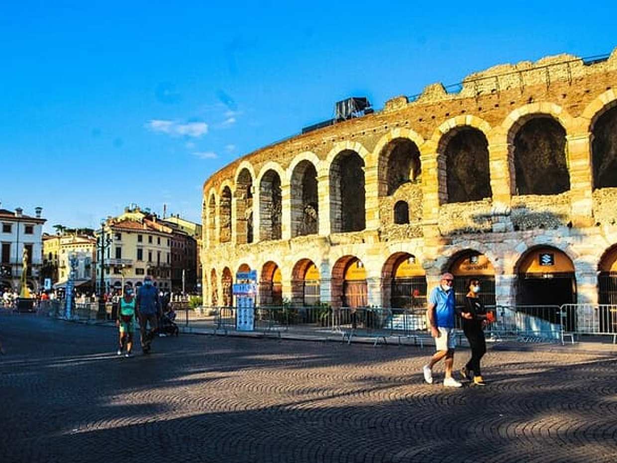 "Tour privado de Venecia a Verona y Sirmione con conductor local en Italia", photo 2