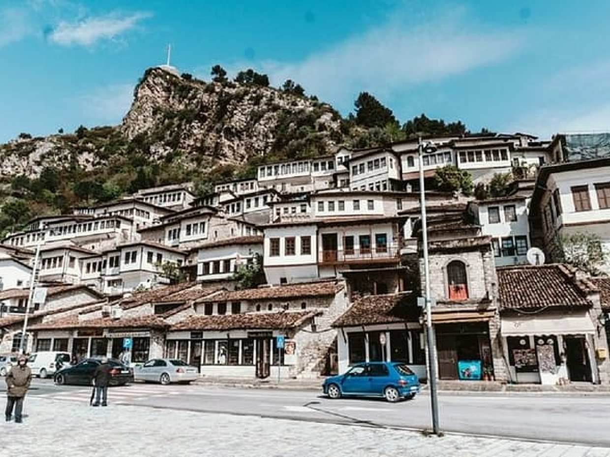 BERAT (UNESCO) - De Tirana en Albanie, photo 2