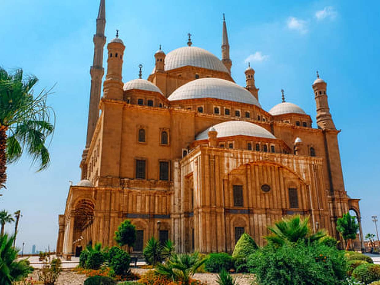 Guide on site Tour in Giza Pyramid, Old Cairo Citadel and Bazaar, photo 3