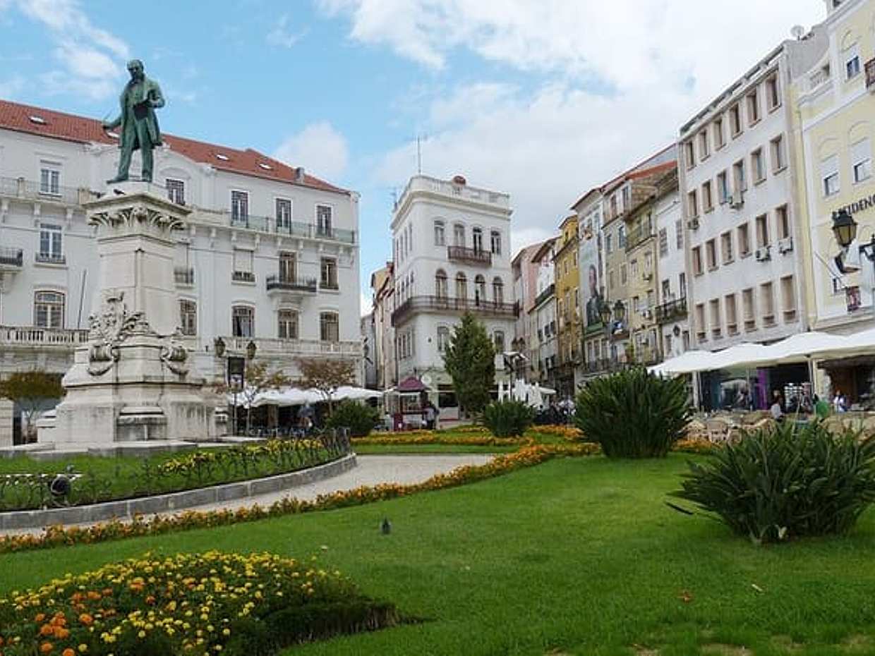 Private day trip from Lisboa to Coimbra, English speaking driver in Portugal, Lisbon