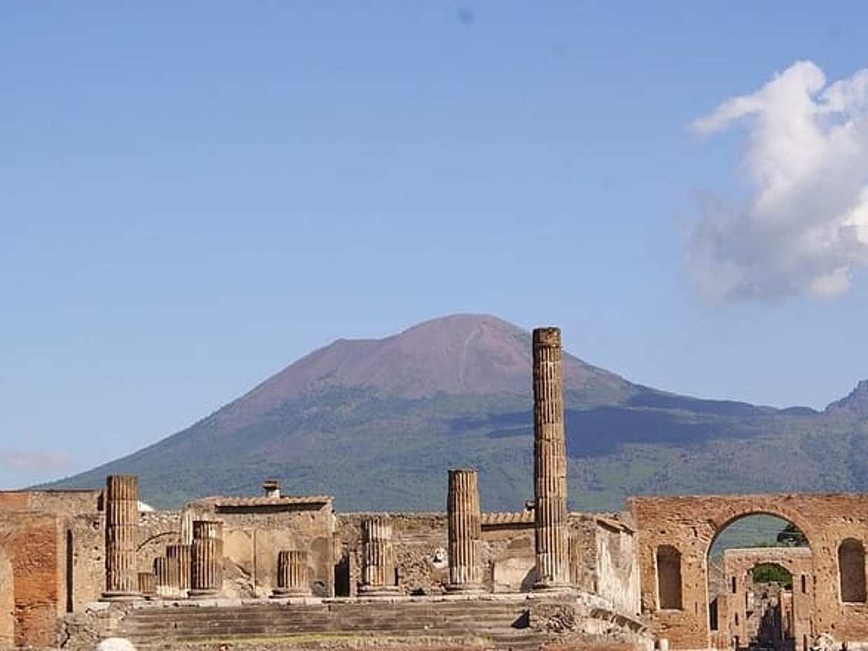 "Soukromá prohlídka z Amalfi do regionu Kampánie s místním řidičem v Itálii"