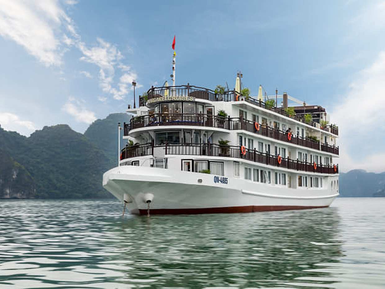 Luxury Margaret Halong Bay Cruises - 2 Days 1 Night, Vietnam