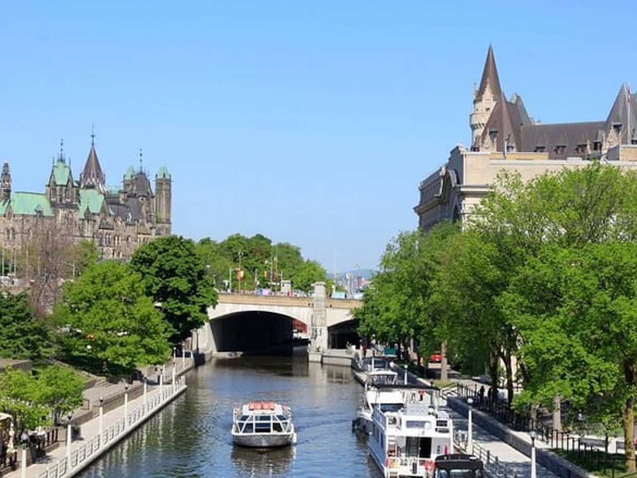 Ottawa Scavenger Hunt & Highlights Self-Guided Walking Tour, photo 2