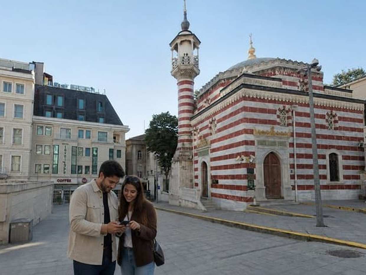Istanbul Scavenger Hunt & Highlights Self-Guided Walking Tour in Turkey, photo 5