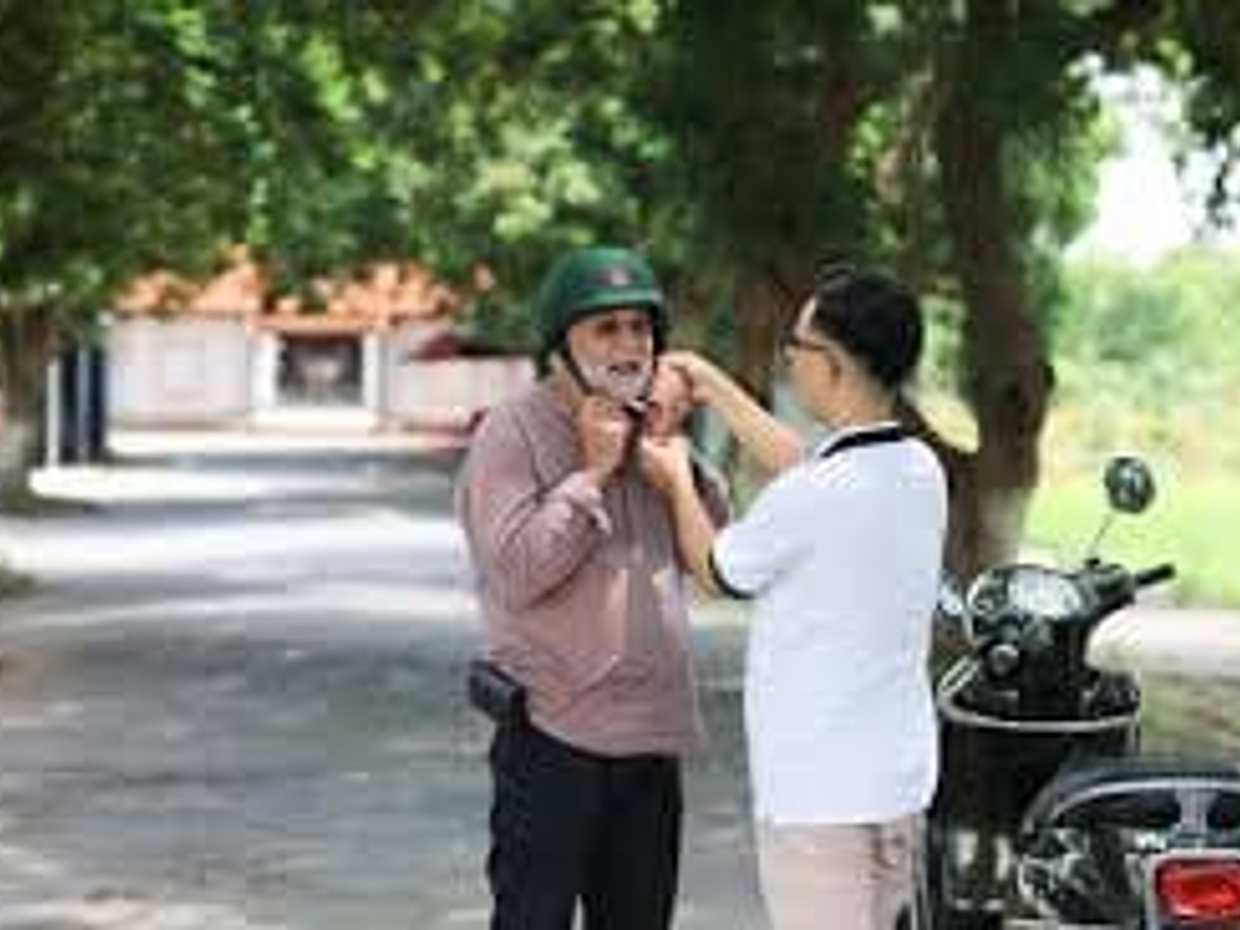 Half day Hanoi insight by vespa, photo 3
