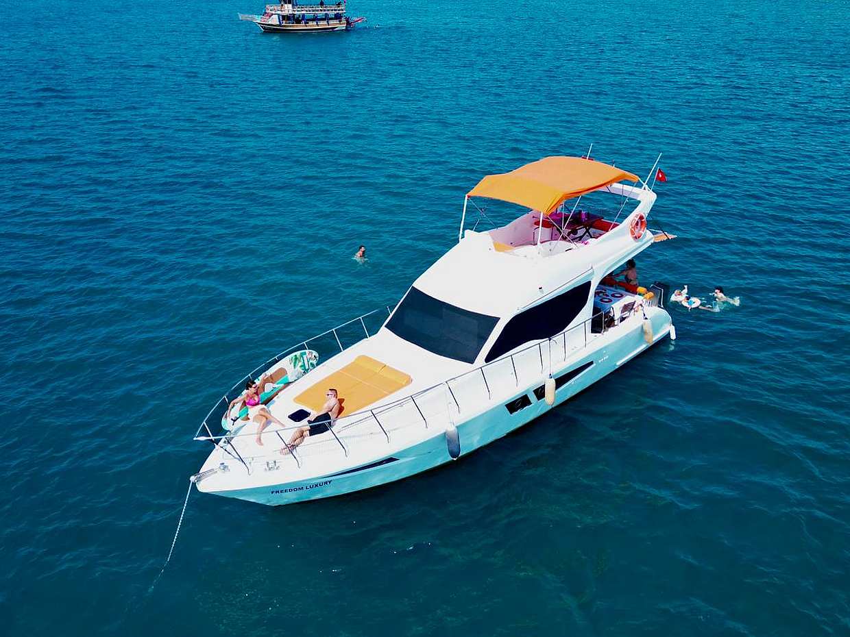 Antalya Private Yacht Tour with Jacuzzi. Lunch & VIP Transfer Included in Turkey, Antalya District, photo 5