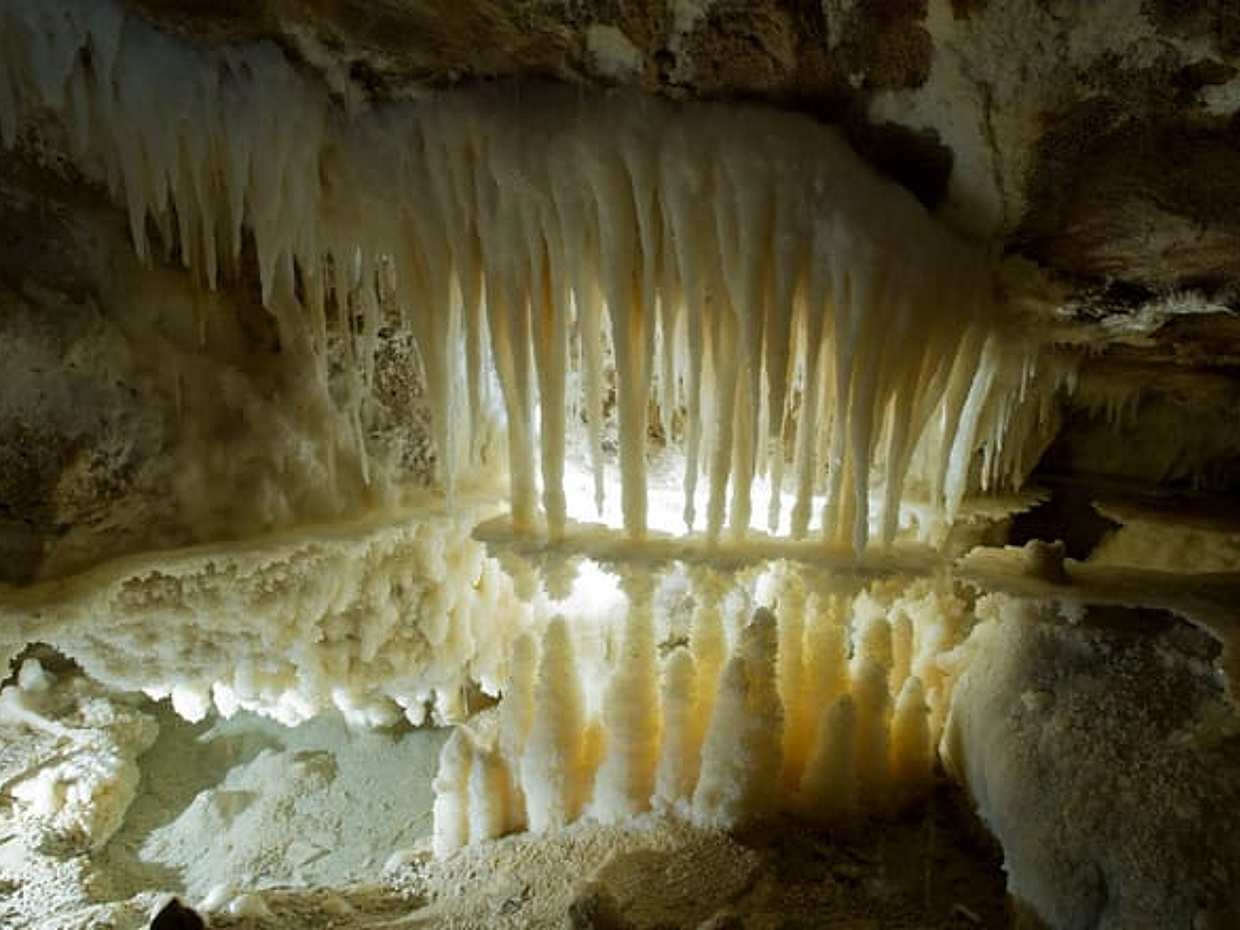 Frasassi Caves - English guided tour, photo 2