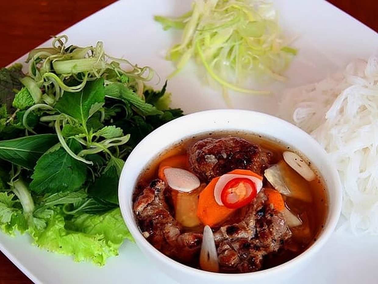 Private OR Group Hanoi Old Quarter Street Food Walking Tour, photo 2