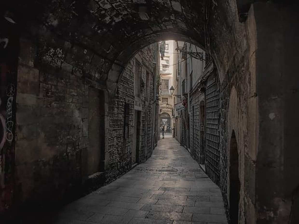 Barcelona: Los fantasmas del Barrio Gótico, juego de puzles autoguiado en España, photo 5