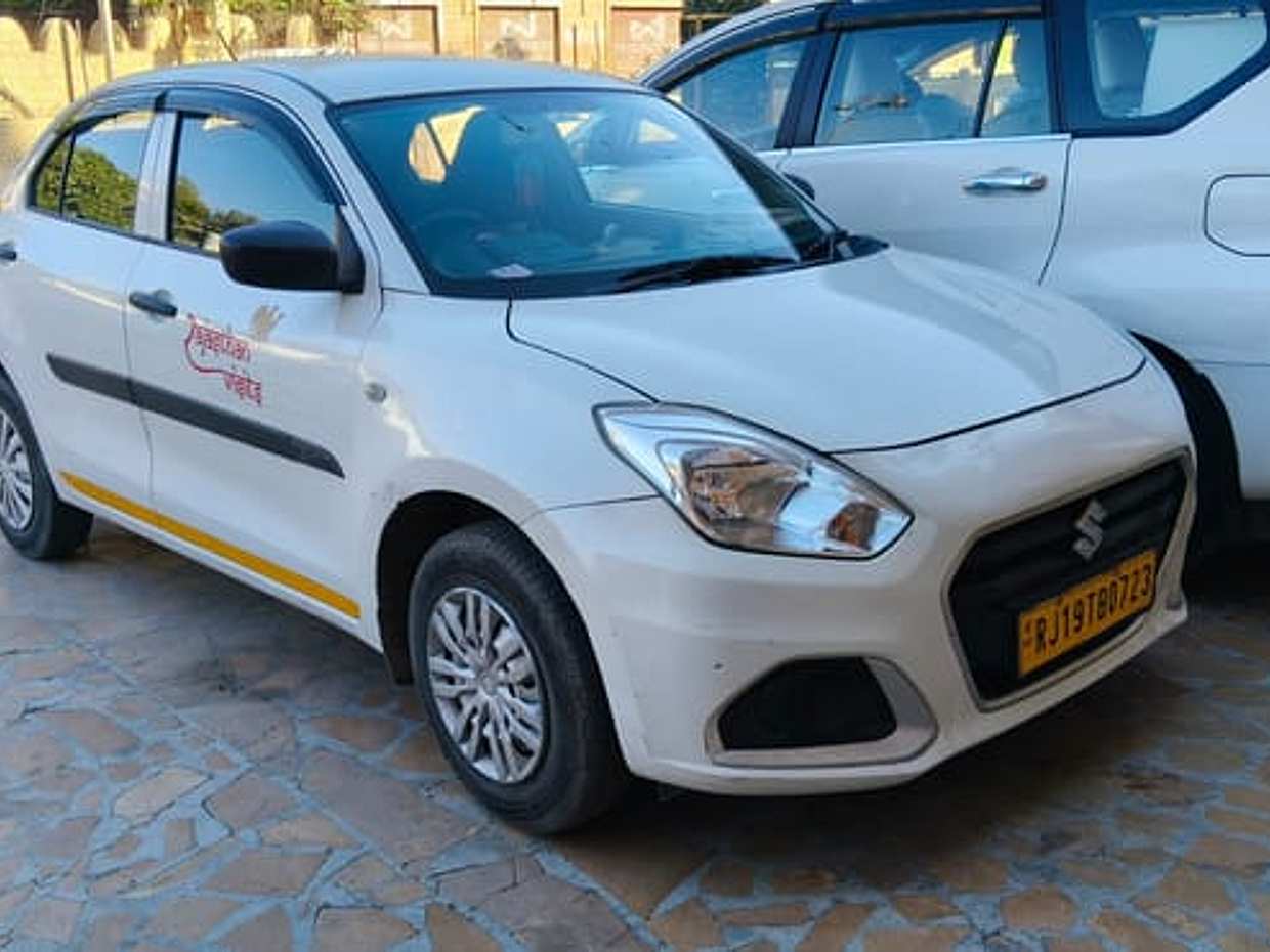 Private Transfer from Jaisalmer to Udaipur One Way by Air Conditioned Sedan or SUV, photo 3