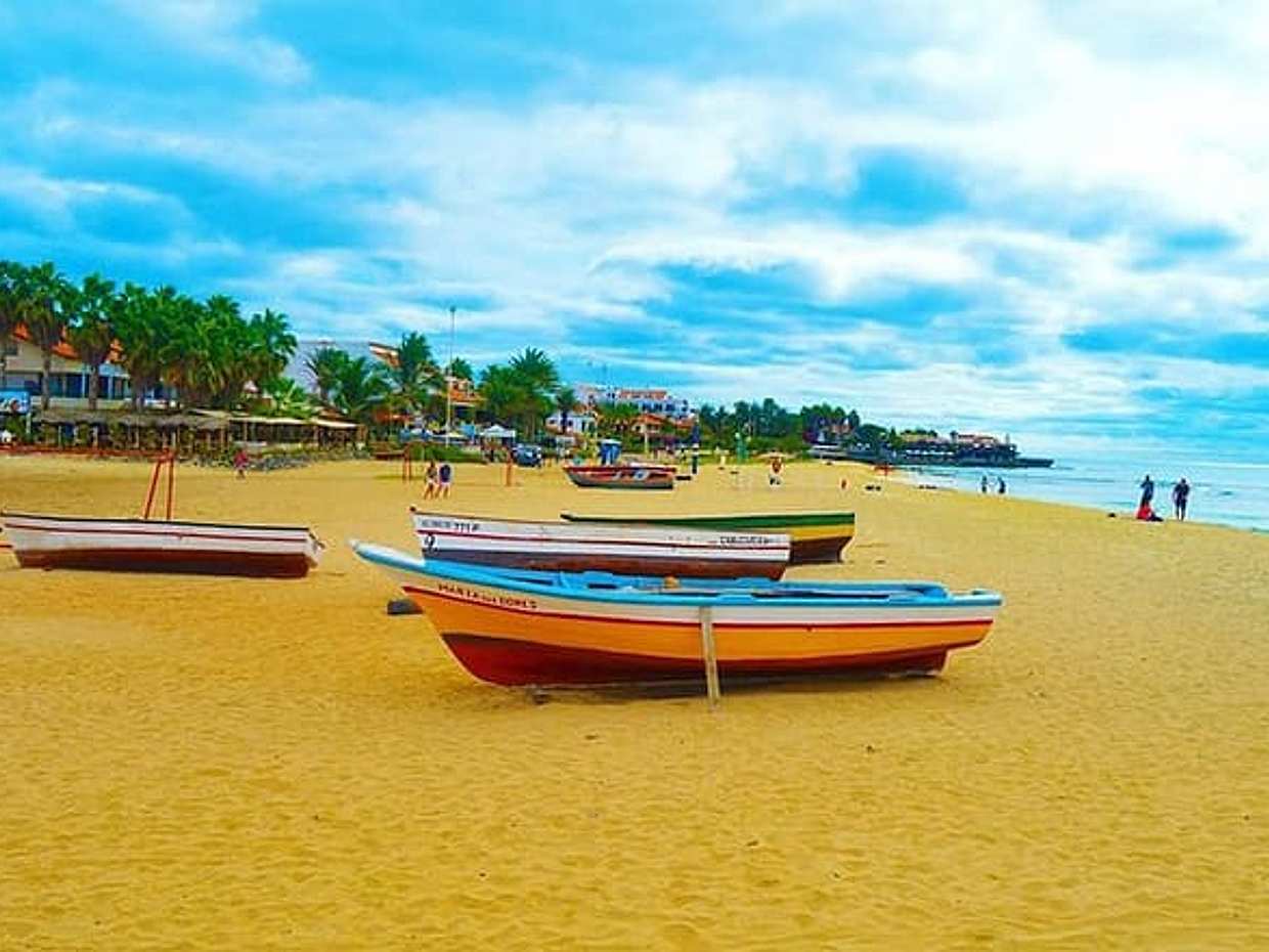 Sal Island: Full-day Private Experience with Local Guide in Cape Verde, Santa Maria, photo 3