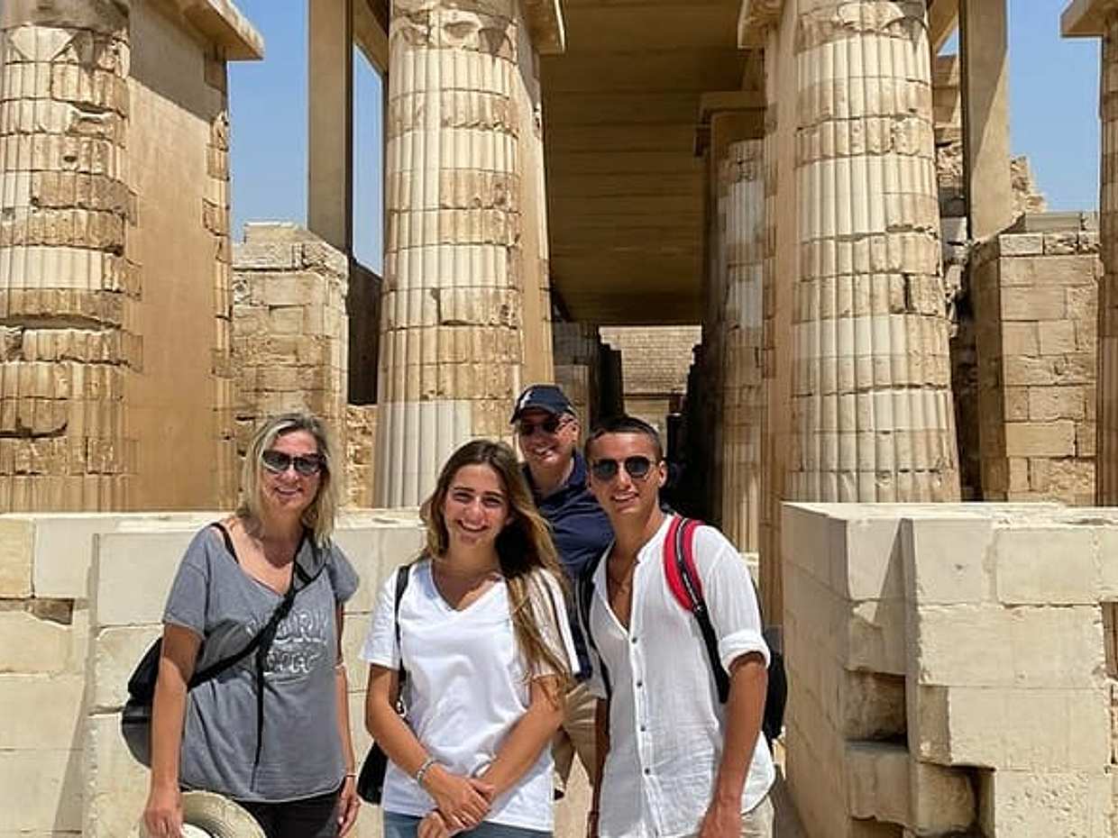 Allinclusive Half DayPrivateTour Giza PyramidsSphinx Ticke Lunch