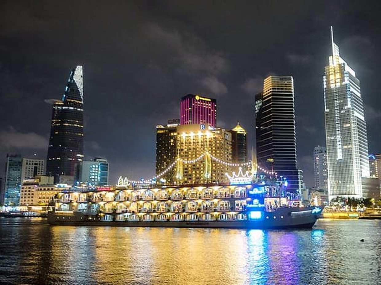 Saigon River Dinner Cruise: Buffet, Set Menu, Fine Dining (3hrs) in Vietnam, Ho Chi Minh City, photo 2