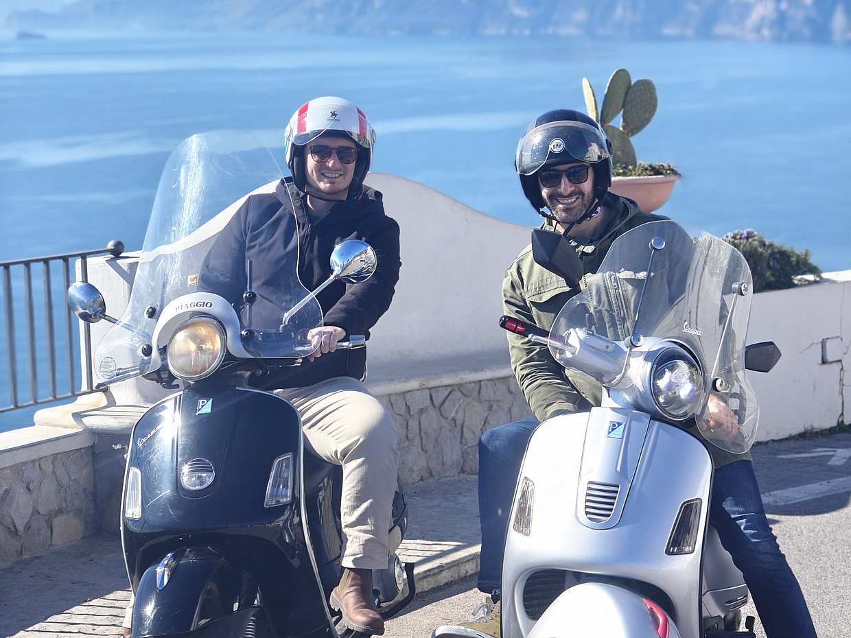 Vespa Tour Amalfi Coast s tvým italským parťákem v Itálii, Positano.
