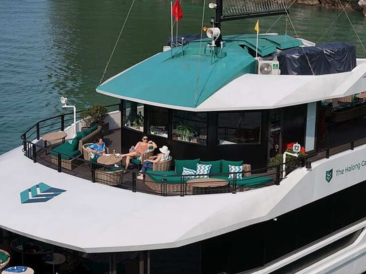 Ha Long Bay & Lan Ha Bay 5-Star Premium Day Cruise