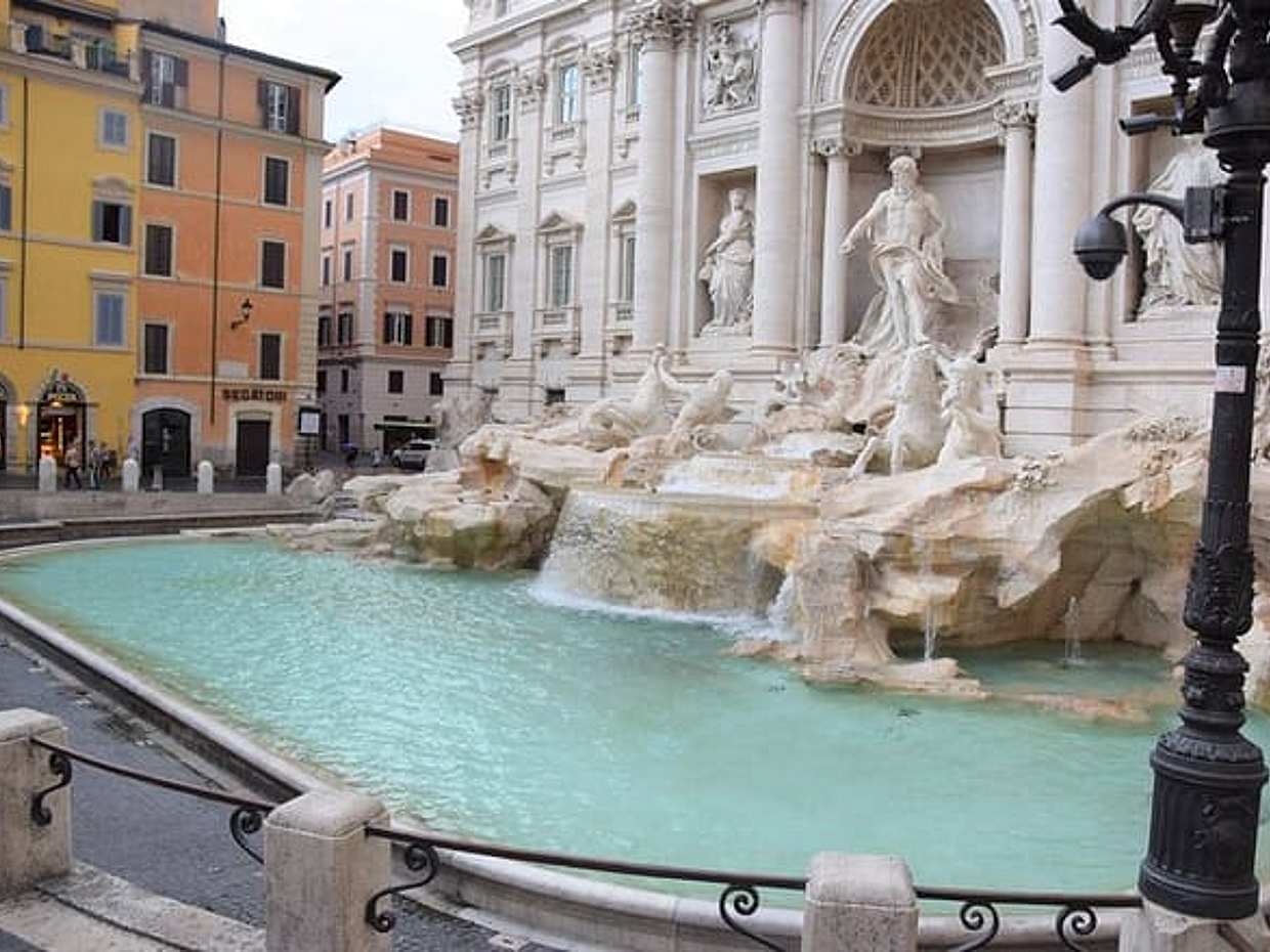 Heyday Rome Private Tour: 7,5 hours w/Deluxe Car Guide & Lunch!