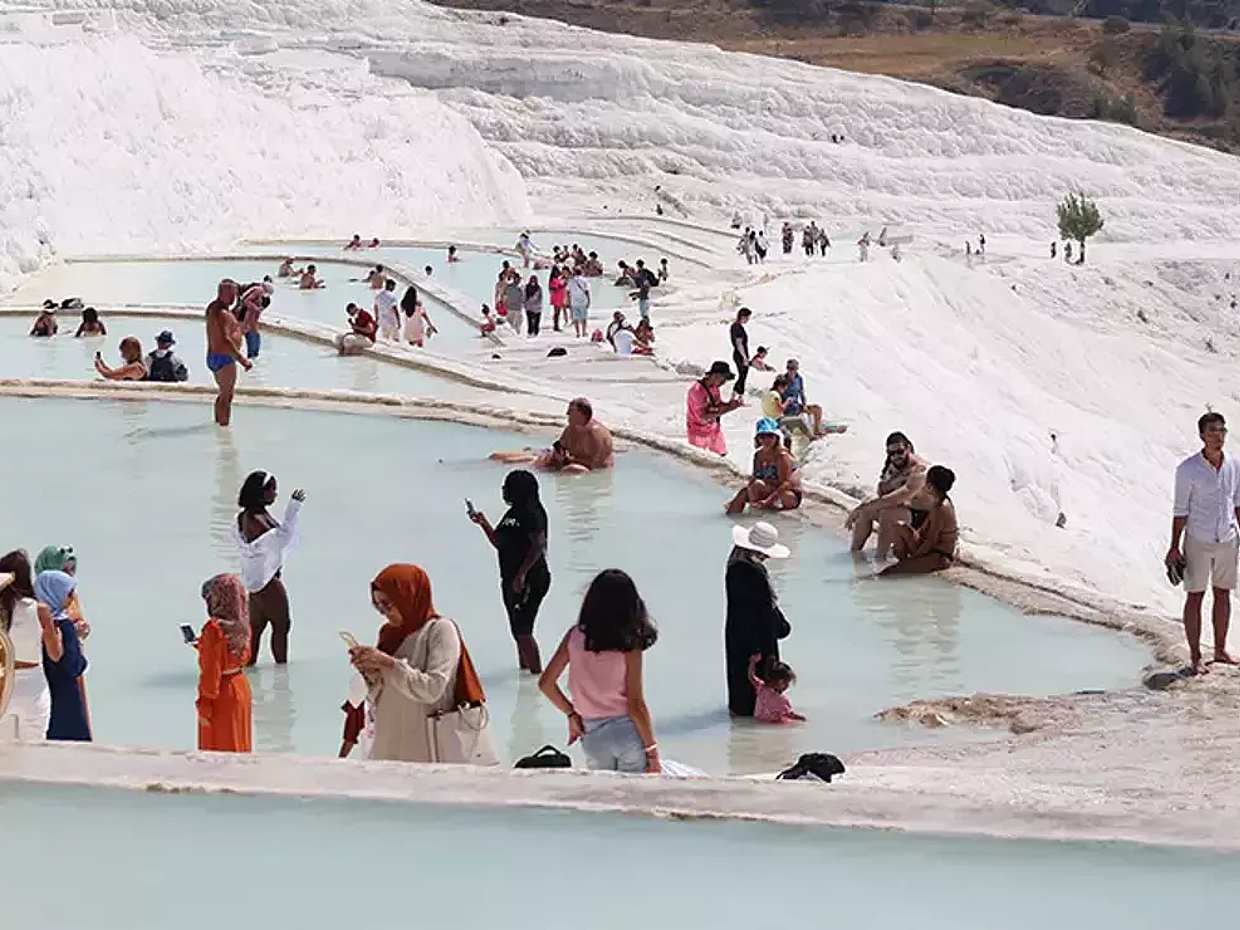 Pamukkale Tour z Istanbulu v Turecku, Travertiny Pamukkale (termální bazény).
, photo 2