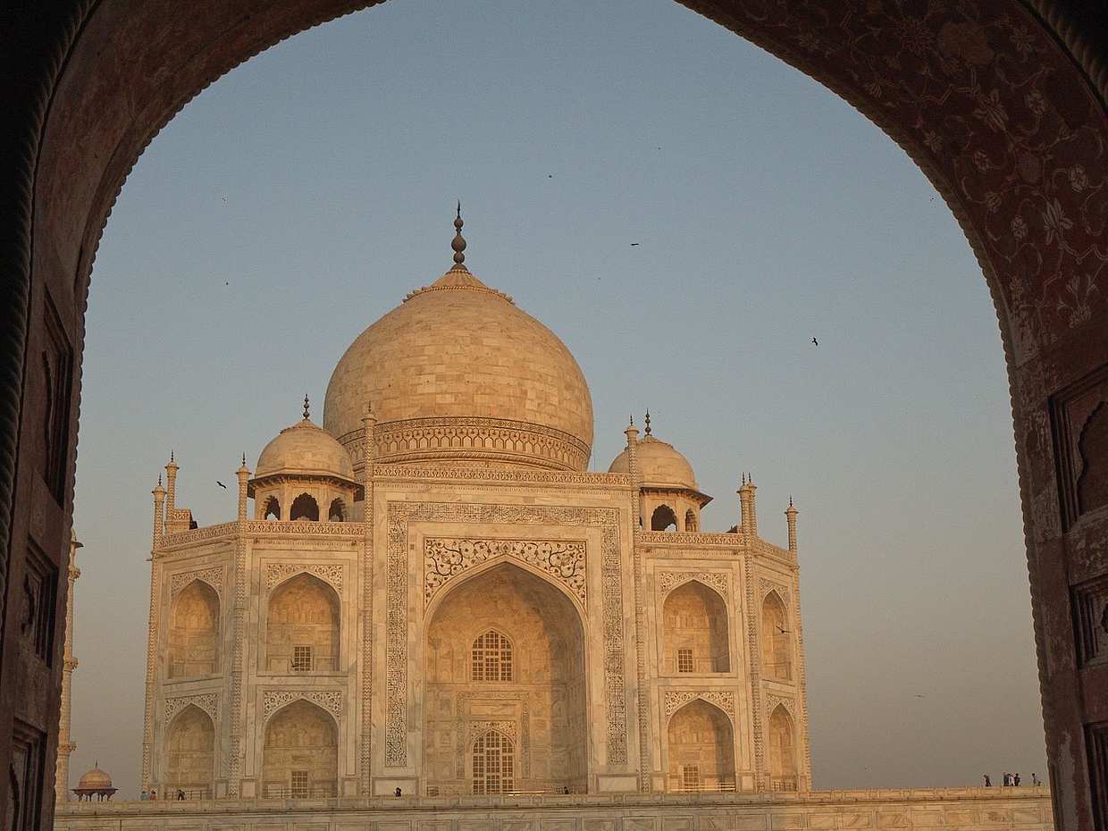 Sameday Trip to Taj Mahal from New Delhi in India