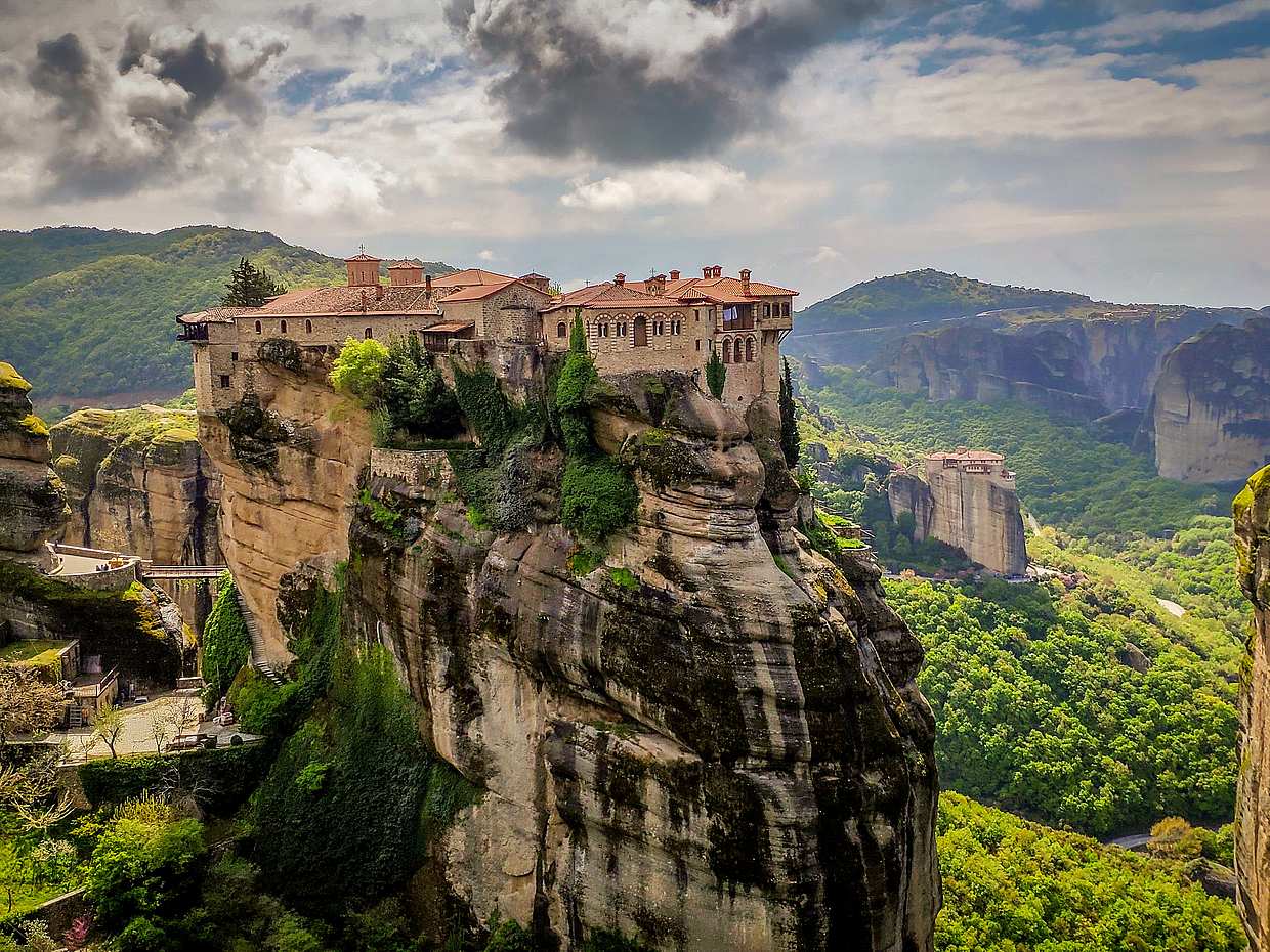 Private tour to Meteora from Corfu in Greece