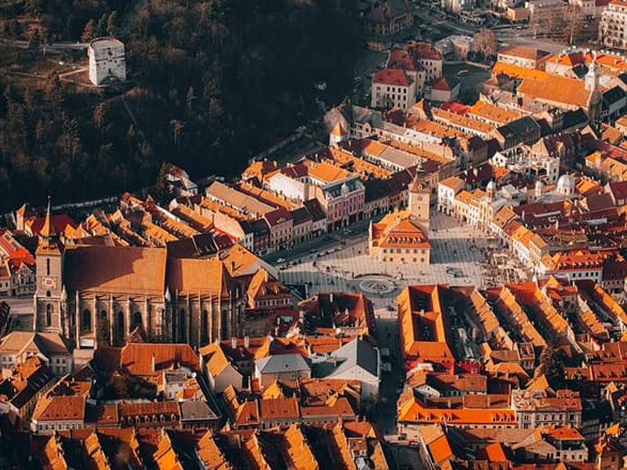 Private Transfer from Bucharest to Brasov with 2h Sightseeing and Local Driver, photo 3