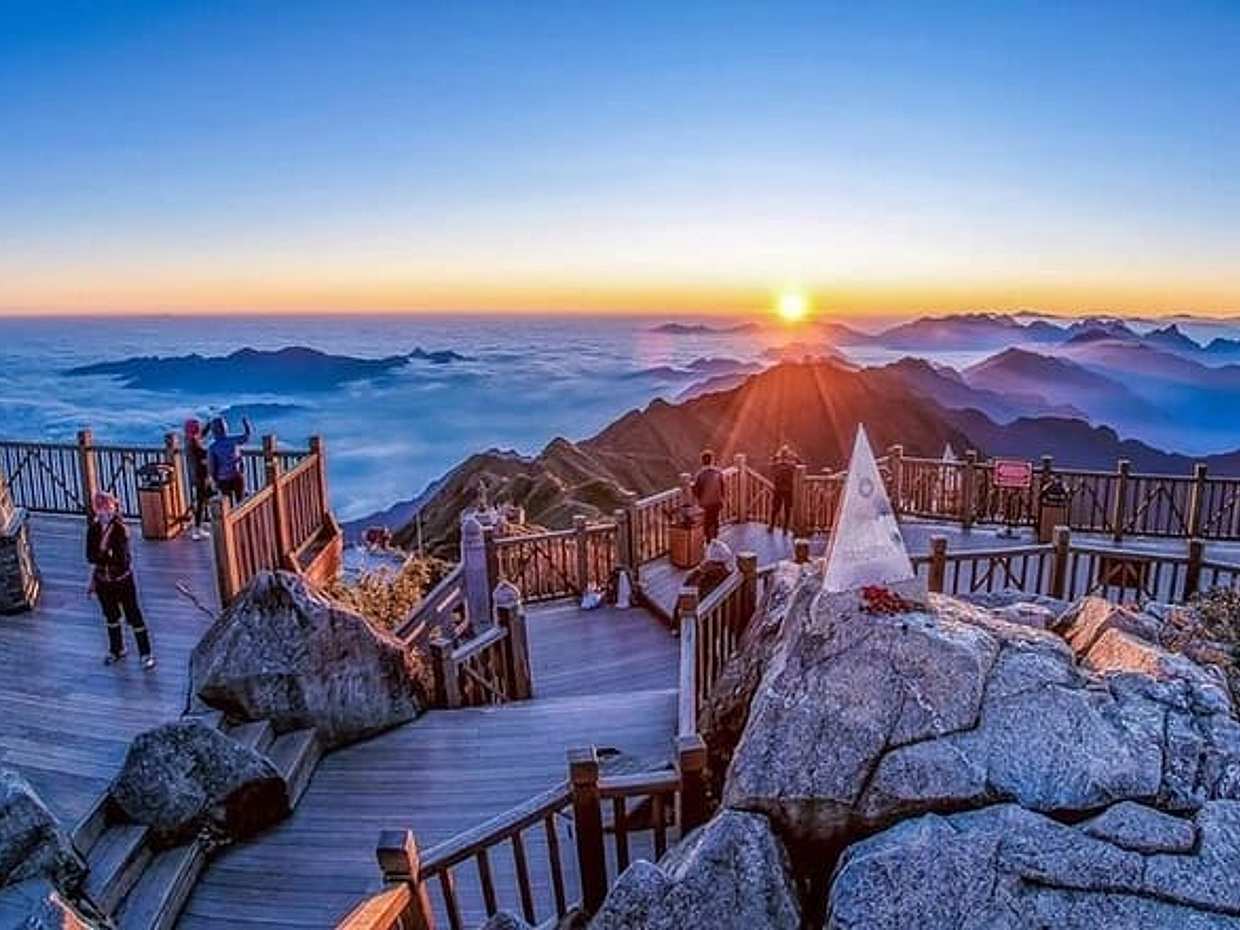 Half Day Fansipan Cable Car Sightseeing & Spiritual Complex, Vietnam, photo 2