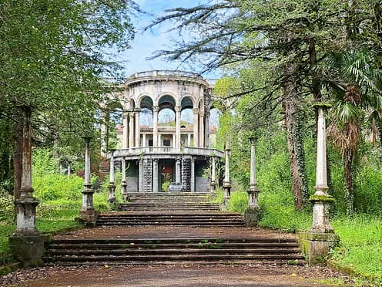 Entdecken Sie Tskaltubo: Höhlen-, Park-, Museums- & Spa-Tour in Georgien, Kutaisi, photo 2