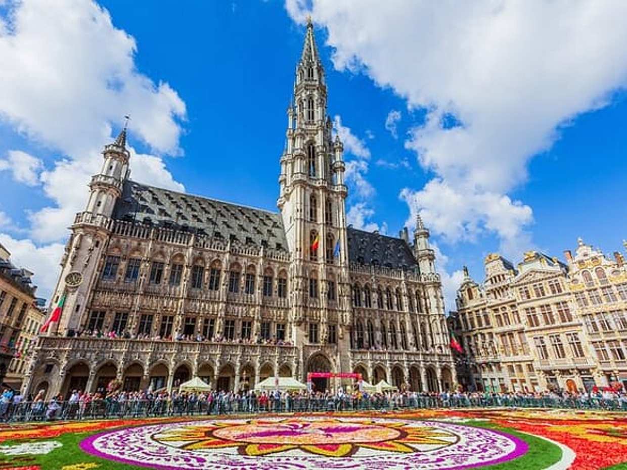 Privétransfer van Brugge naar Brussel, 2 uur stop in Gent in België, photo 4