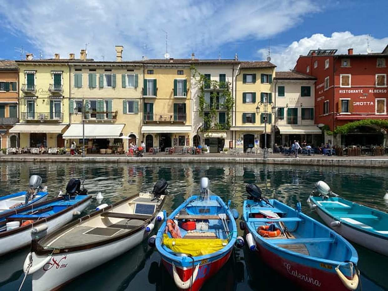 From Padua, Full Day guided Tour of Verona and Garda Lake
