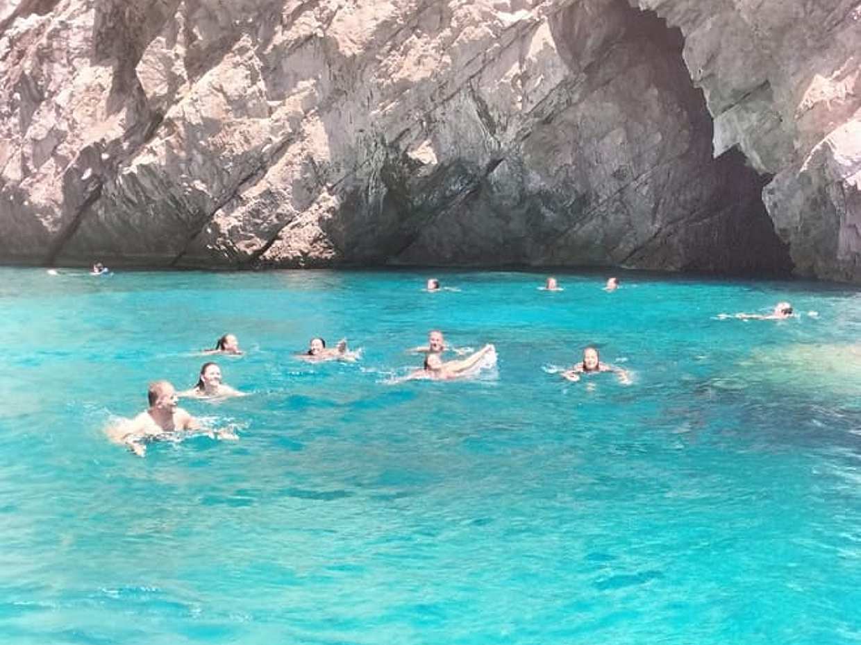 Capri: Experience a dream day on board a shared boat, photo 5