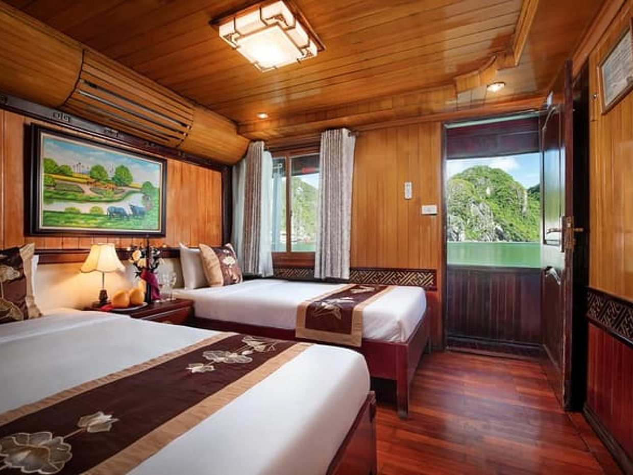 Halong Bay Budget Overnight Cruise ( 2 days 1 night), Vietnam, photo 4