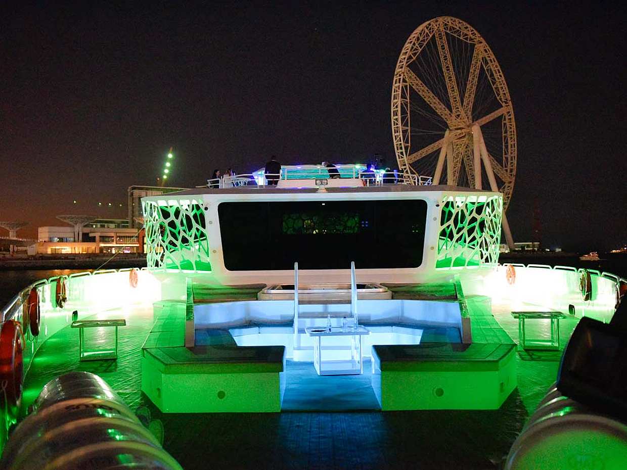 MegaYacht Dinner Cruise Royale Package Alcoholic Drinks in United Arab Emirates, Dubai, photo 5