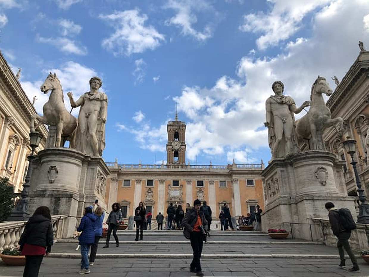 Private Rome Walking Tour from the Colosseum to the Orange Garden, photo 4