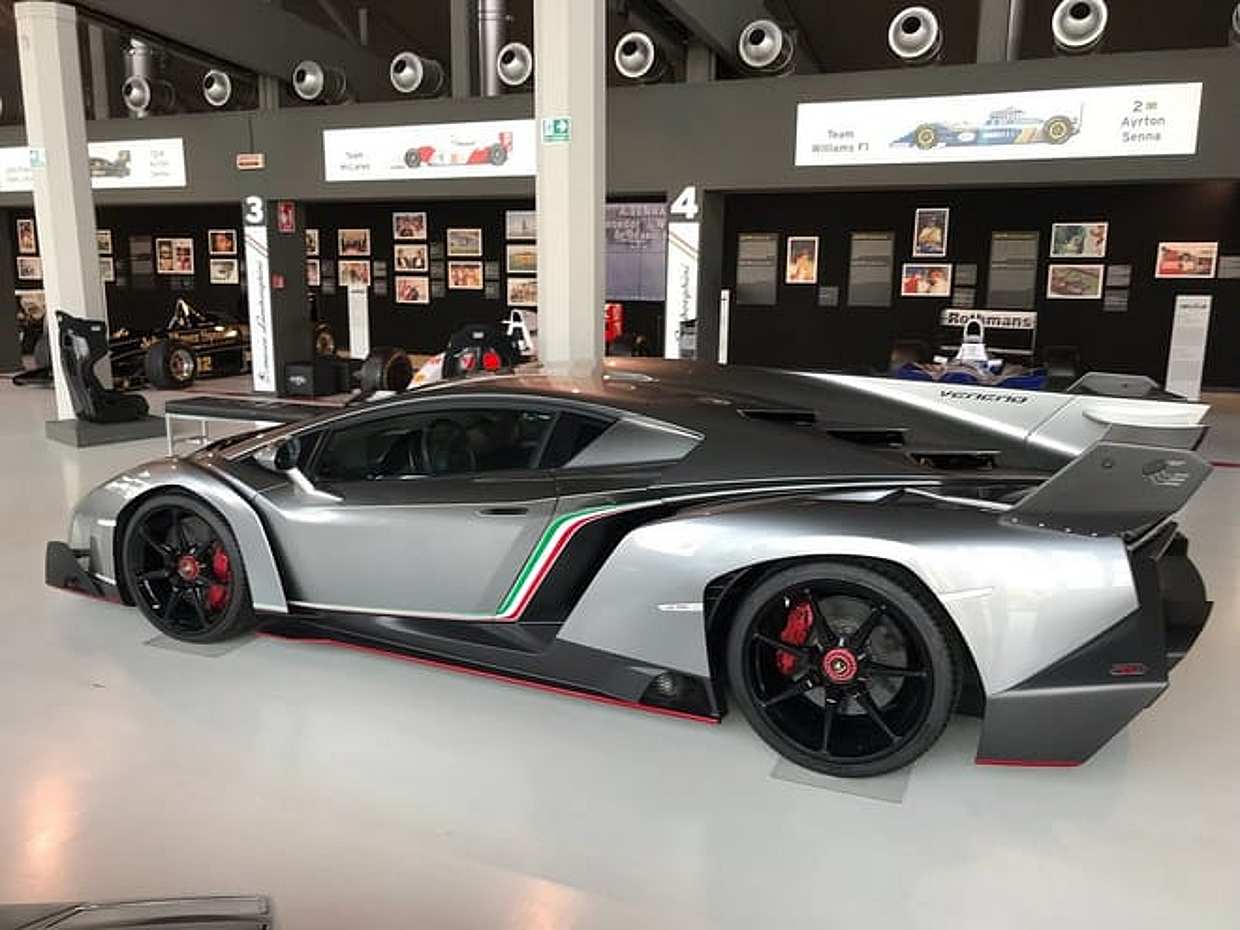 Bologna/Modena: Lamborghini and Ferrari Museums Entry ticket, photo 4
