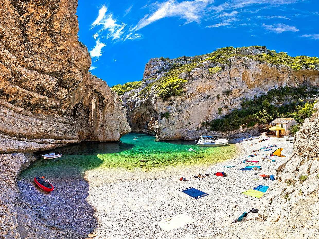 Blaue Grotte und 5-Inseln-Tour mit Luxusboot in Kroatien, Blaue Grotte & Dalmatinische Inseln-Kreuzfahrt.
, photo 3