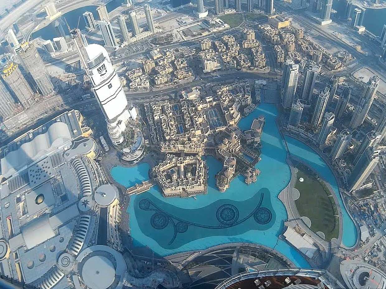 Dubajský let balónem, nákupy v Dubai Mall, návštěva Burdž Chalífy ve 124./125. patře a prohlídka hudební fontány se soukromými transfery ve Spojených arabských emirátech.
, photo 5